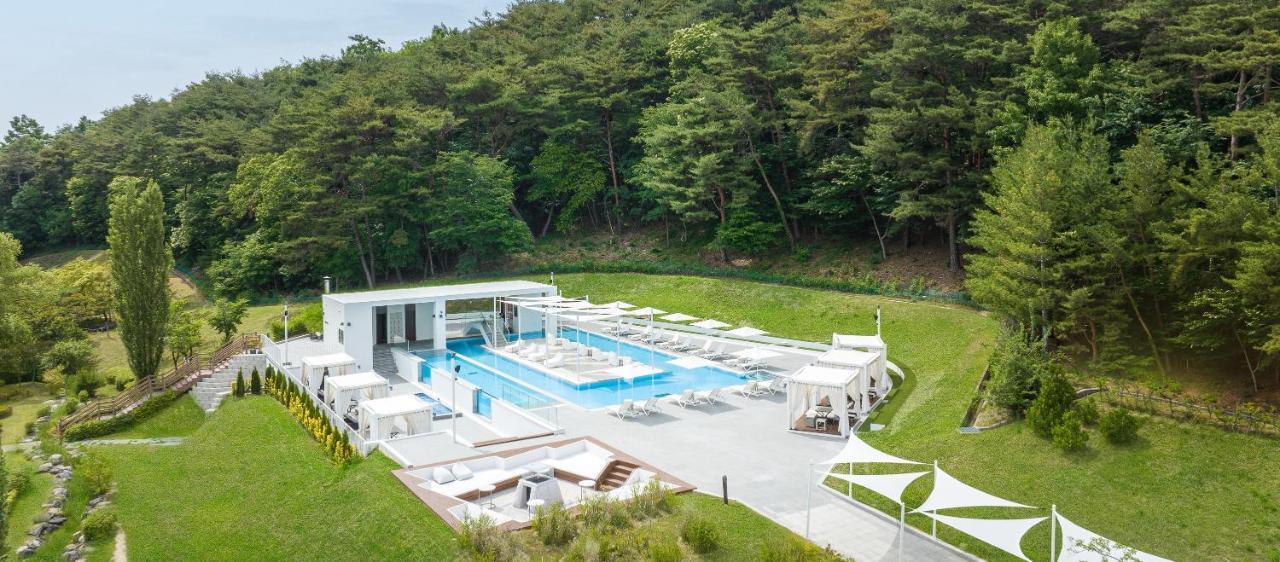 The Suites Hotel Namwon מראה חיצוני תמונה