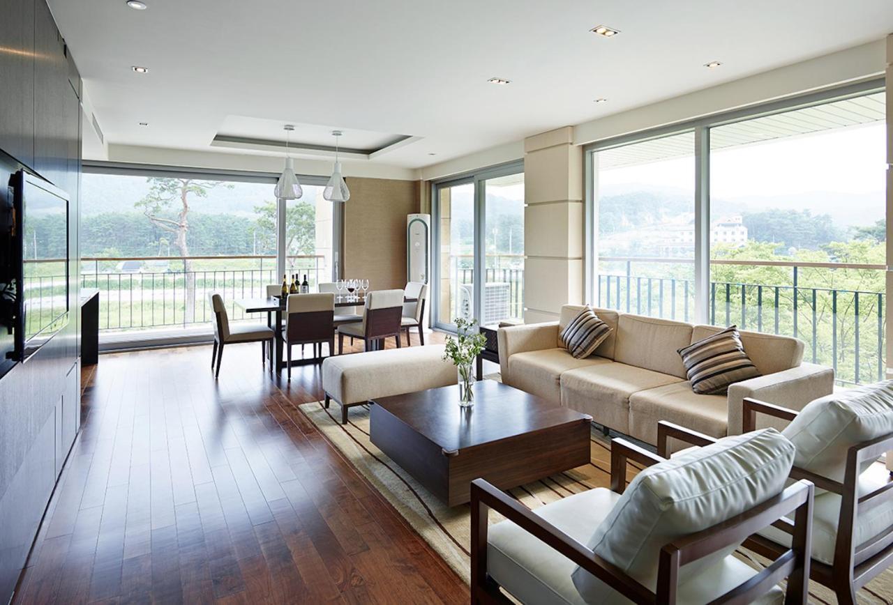 The Suites Hotel Namwon מראה חיצוני תמונה