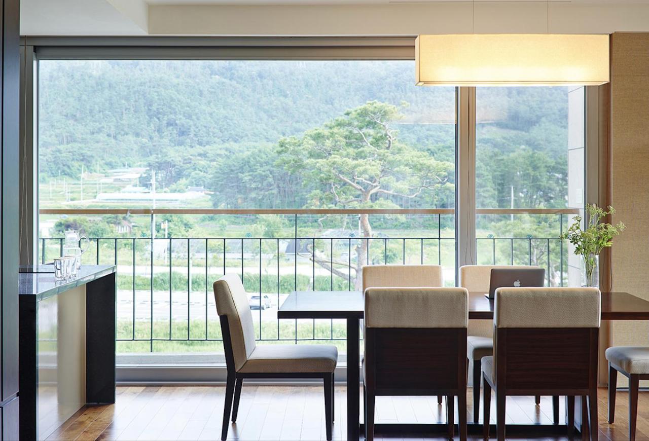 The Suites Hotel Namwon מראה חיצוני תמונה