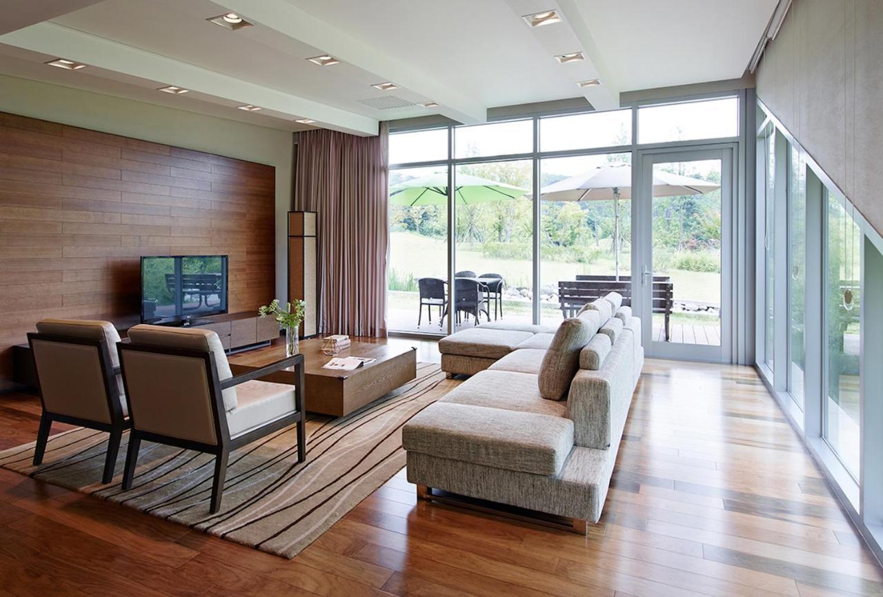 The Suites Hotel Namwon מראה חיצוני תמונה