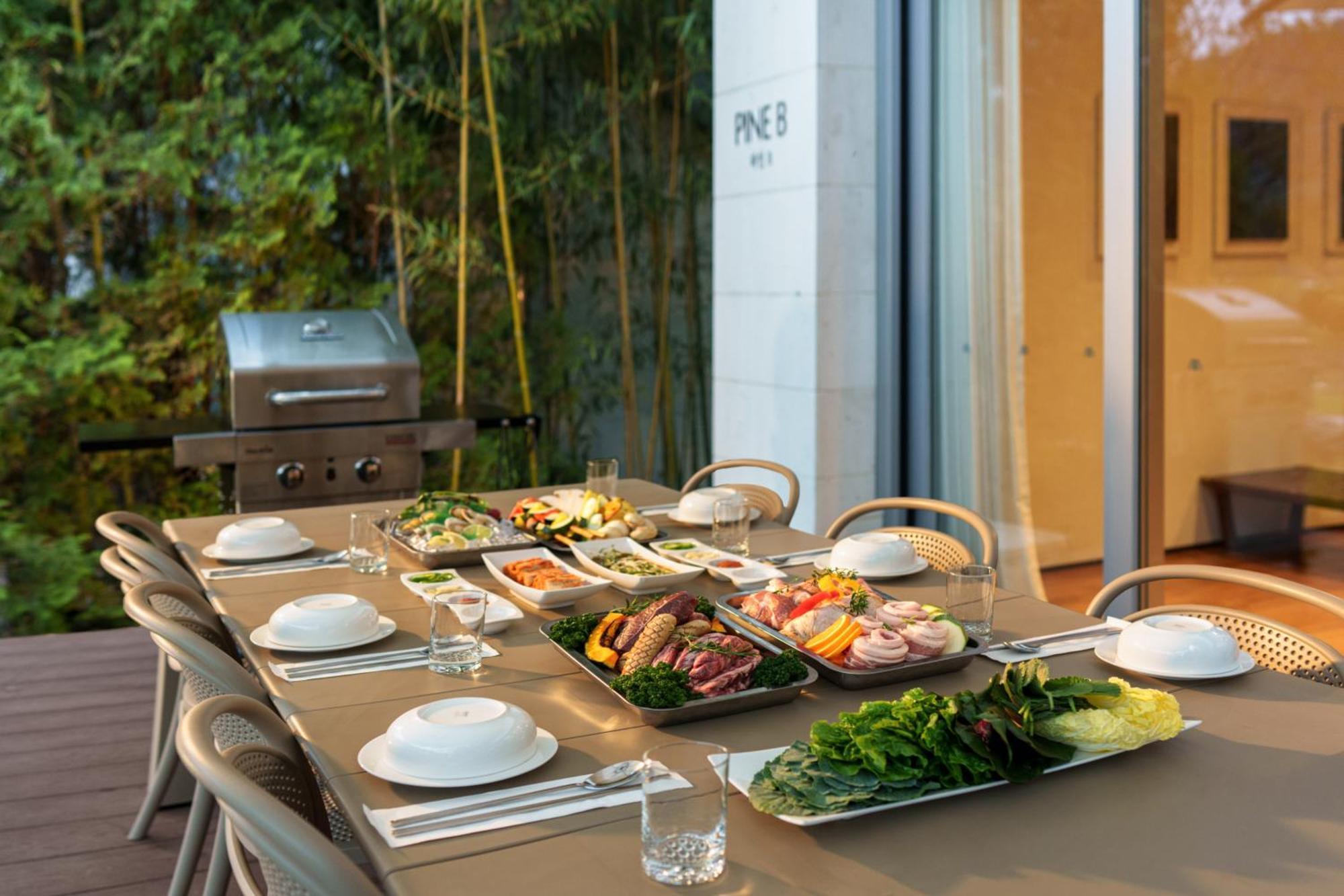 The Suites Hotel Namwon מראה חיצוני תמונה