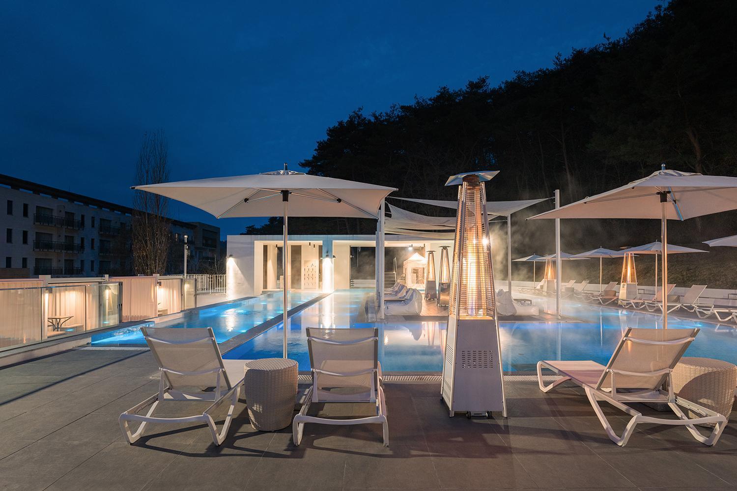 The Suites Hotel Namwon מראה חיצוני תמונה