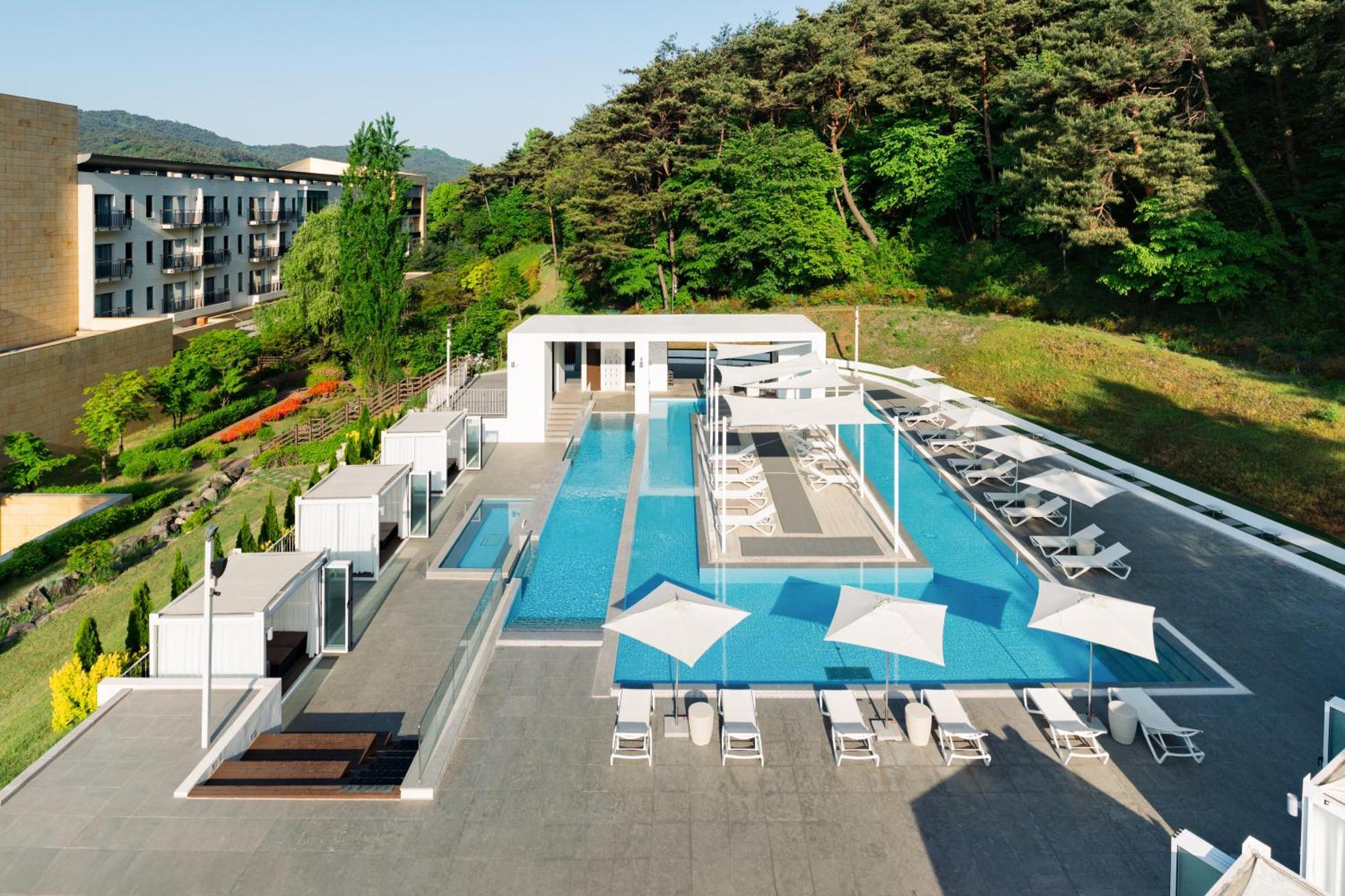 The Suites Hotel Namwon מראה חיצוני תמונה