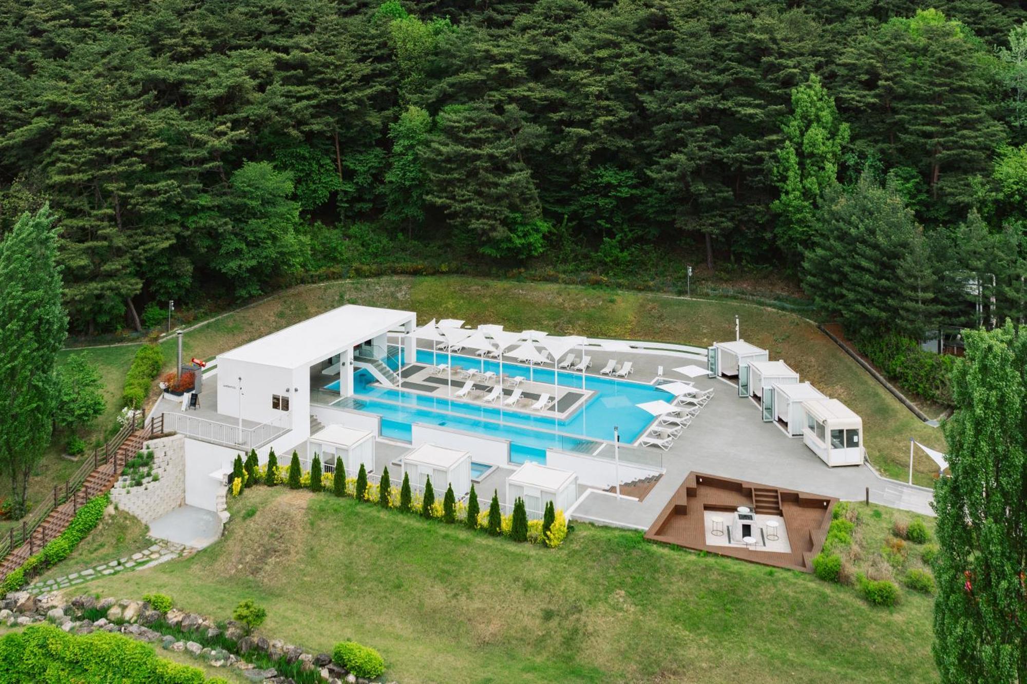 The Suites Hotel Namwon מראה חיצוני תמונה