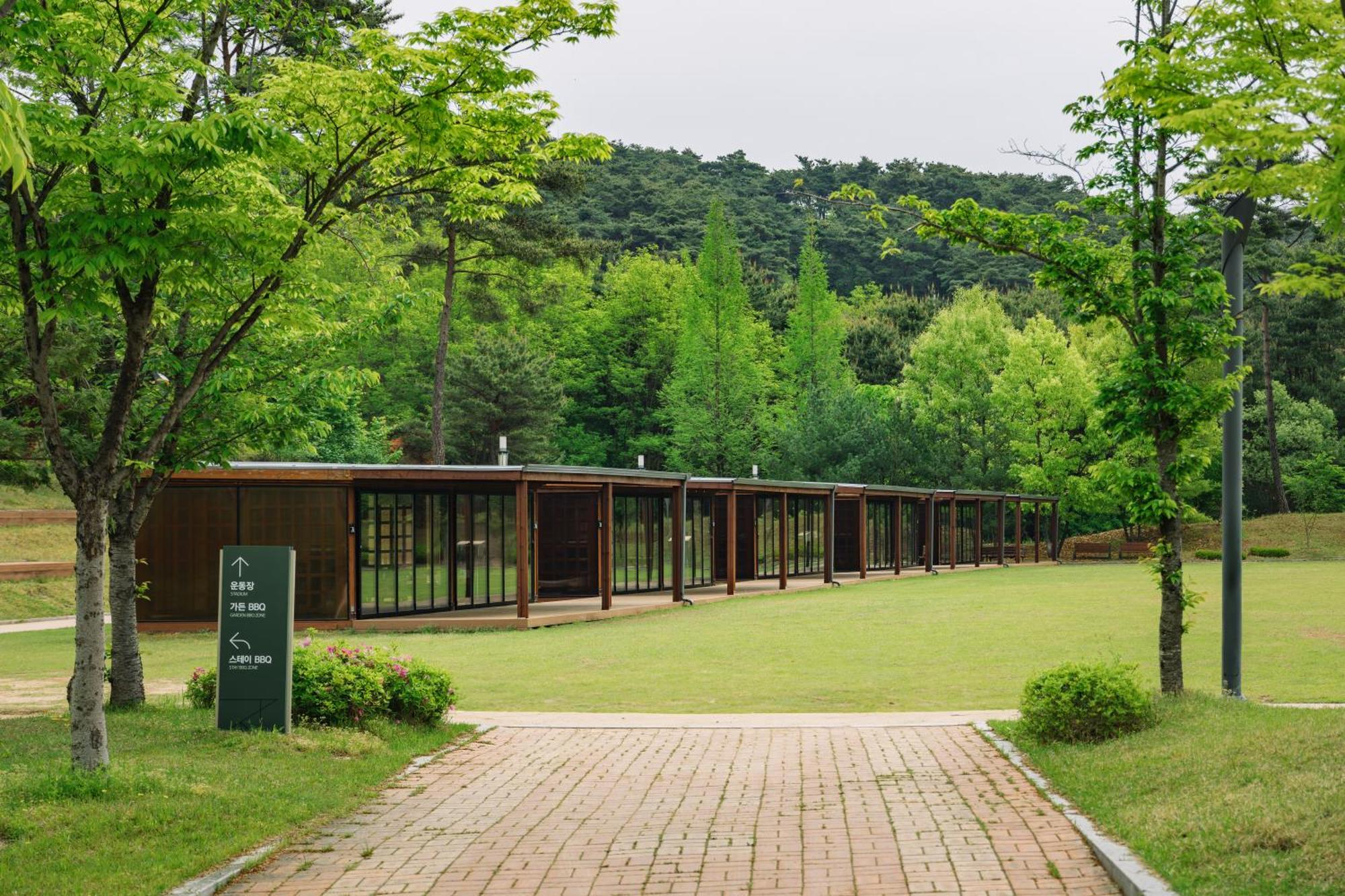 The Suites Hotel Namwon מראה חיצוני תמונה
