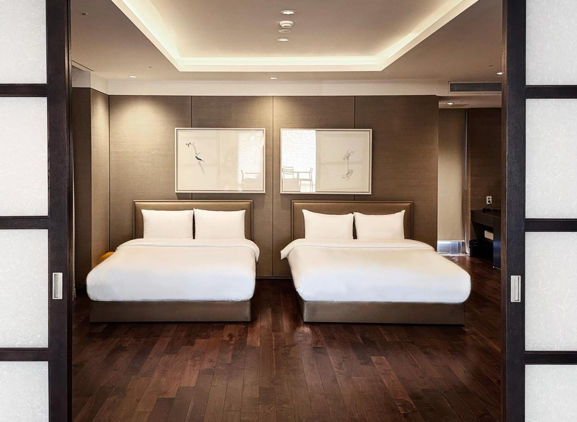 The Suites Hotel Namwon מראה חיצוני תמונה