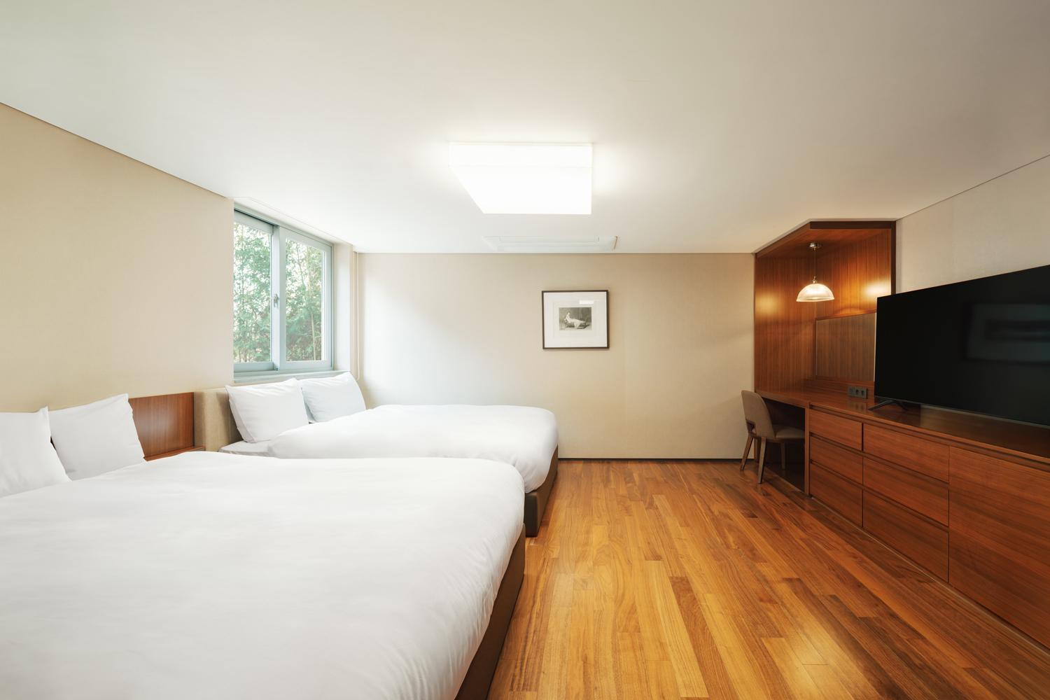 The Suites Hotel Namwon מראה חיצוני תמונה