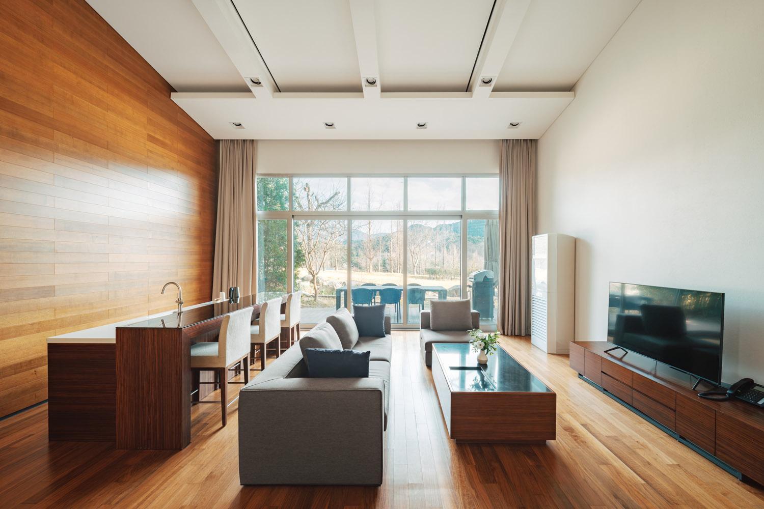 The Suites Hotel Namwon מראה חיצוני תמונה